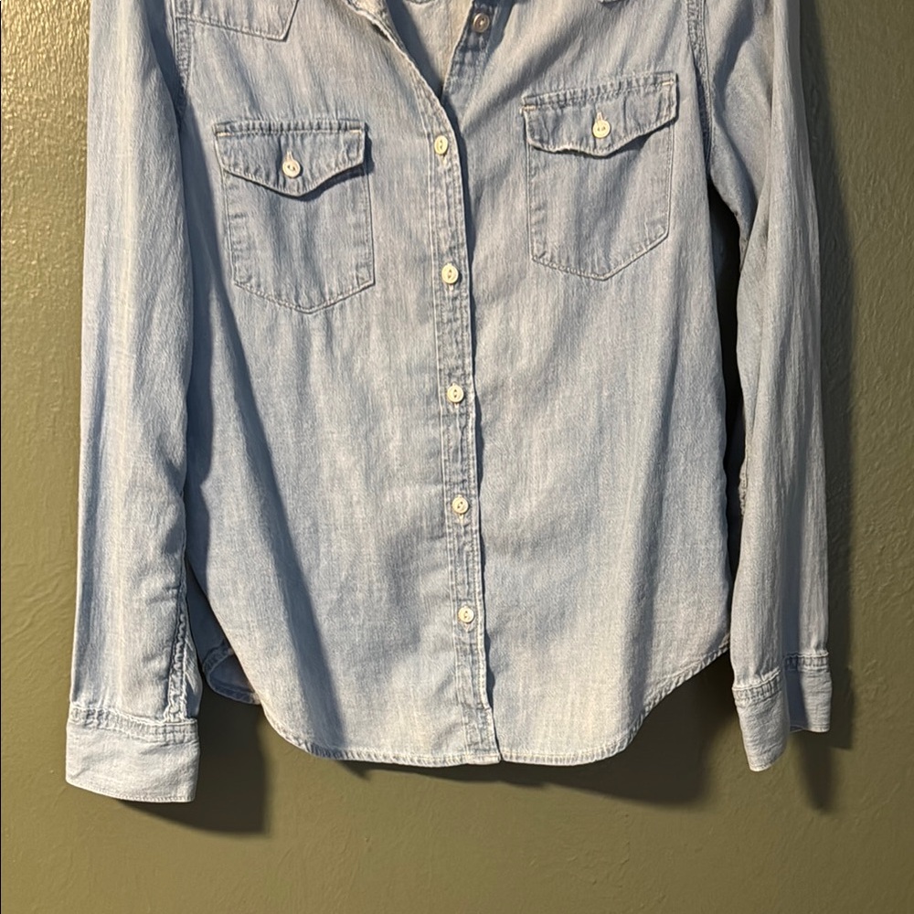 Gap S Light Blue Denim Button-Up Shirt - Picture 4 of 9